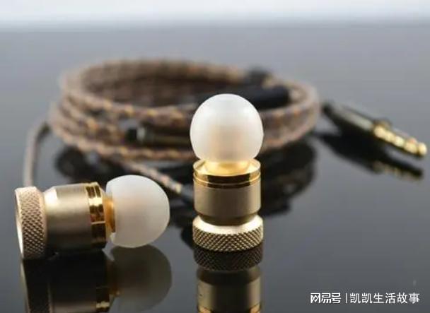 解析层次分明的有线耳机m6米乐声音动听细腻(图1)