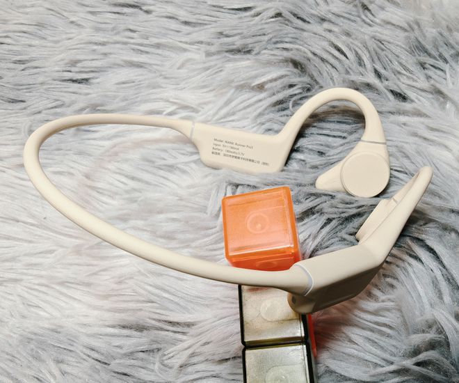 南卡Runner Pro5带来不同骨传导佩戴体验米乐体育app网站IP69级防水+32G大内存(图5)