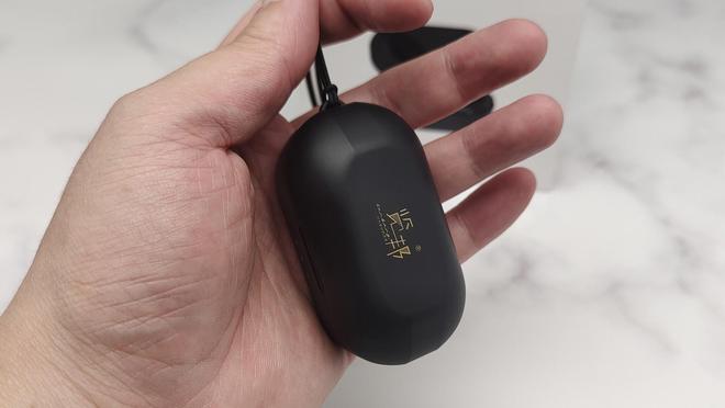 荐的3款耳机音质出色降噪稳定口碑好!m6米乐注册2025年被用户高度推(图11)